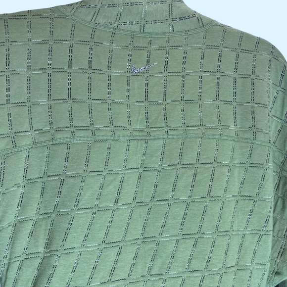 Womens Medium Nike Yoga Therma Fit Reversible Luxe Jacquard Oversized Robe Green - Picture 8 of 8